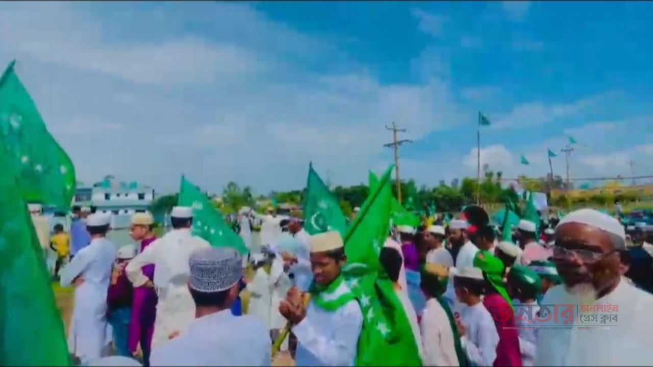 মাতারবাড়ীতে জশনে জুলুস সুন্দরভাবে পালিত