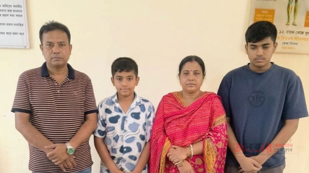 চাঁদপুর সদর থানা পুলিশের অভিযানে আত্মগোপনে থাকা একই পরিবারের ৪ সদস্য উদ্ধার