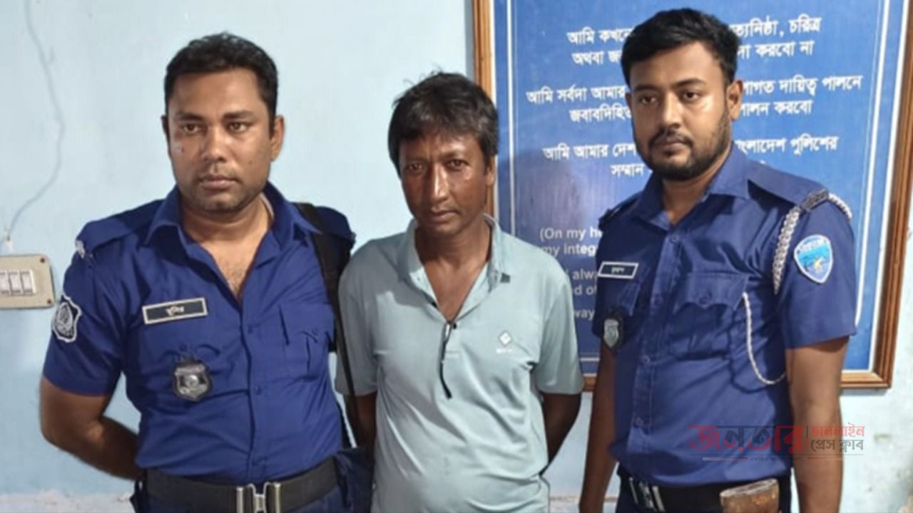 গাংনীতে দুই সাংবাদিককে মারধর ও আটকে রাখার মামলায় আটক ১