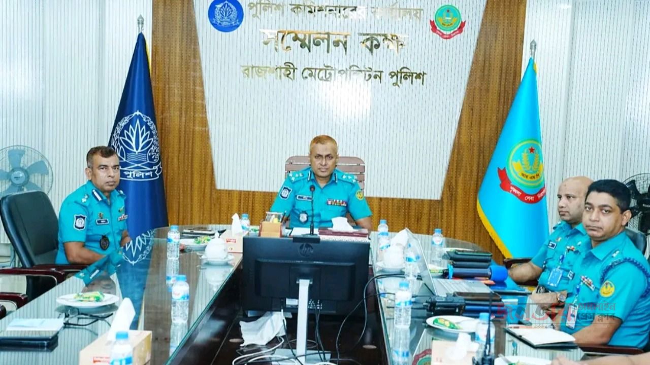 হয়রানি ছাড়া অভিযোগ ও জিডি দ্রুত গ্রহণে পুলিশ কমিশনারের নির্দেশ