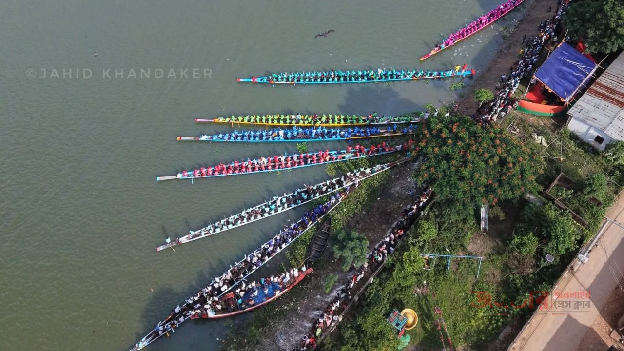 ব্রাহ্মণবাড়িয়ায় নৌকা বাইছে ক্ষমতাপুর চ্যাম্পিয়ন -২৬