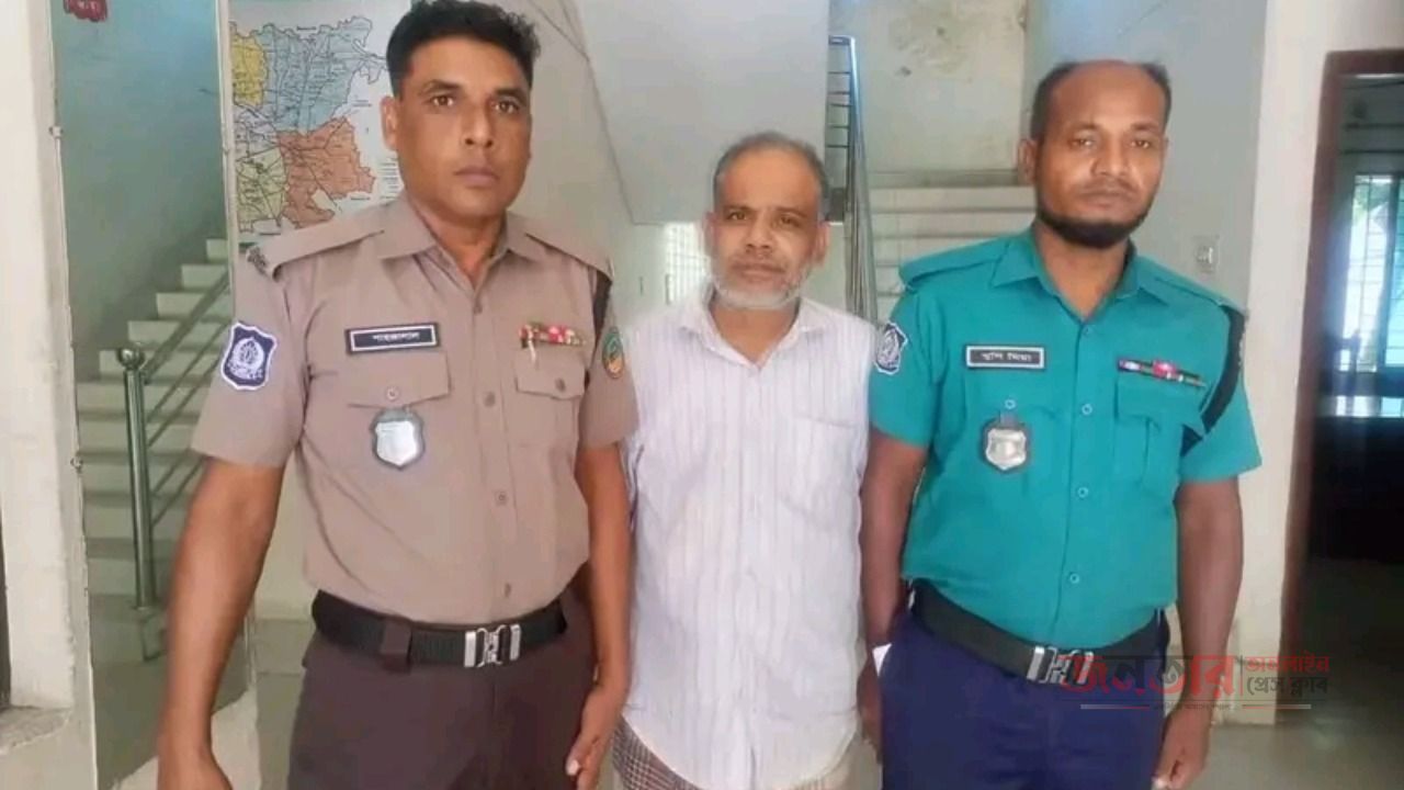 রংপুরের সাতমাথা থেকে অনলাইনে জুয়া 