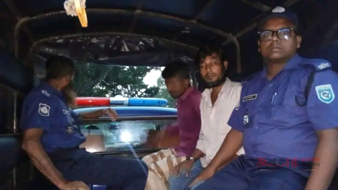 রংপুরের পীরগাছা উপজেলার ইটাকুমারী