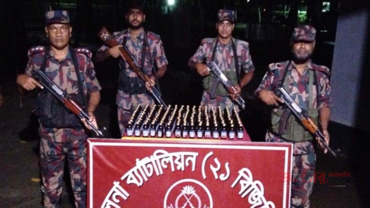 শার্শার রুদ্রপুর সীমান্তে বিজিবির অভিযানে ভারতীয় উইনিক্স সিরাপ উদ্ধার