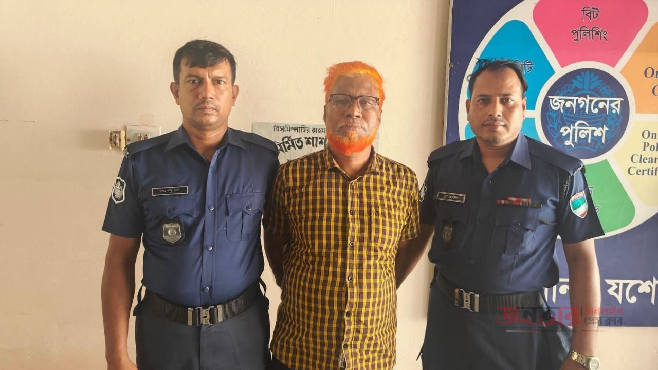 শার্শায় বিশেষ অভিযানে আওয়ামী লীগ নেতাসহ গ্রেপ্তার ১