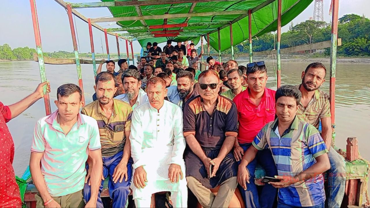সুতারখালী ইউনিয়ন বিএনপির বিক্ষোভ মিছিল
