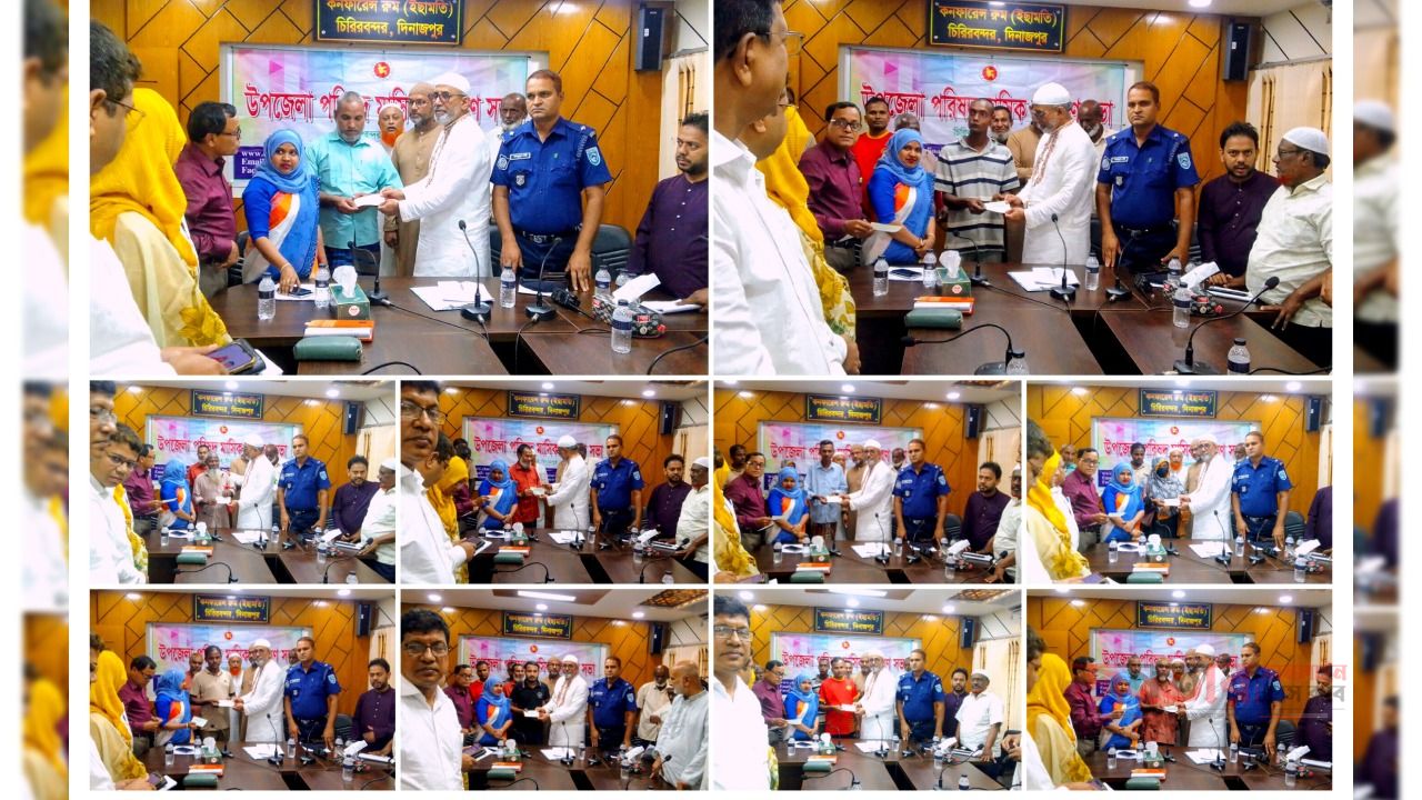 চিরিরবন্দরে প্রাকৃতিক দুর্যোগে ক্ষতিগ্রস্তদের মাঝে অনুদানের চেক বিতরণ