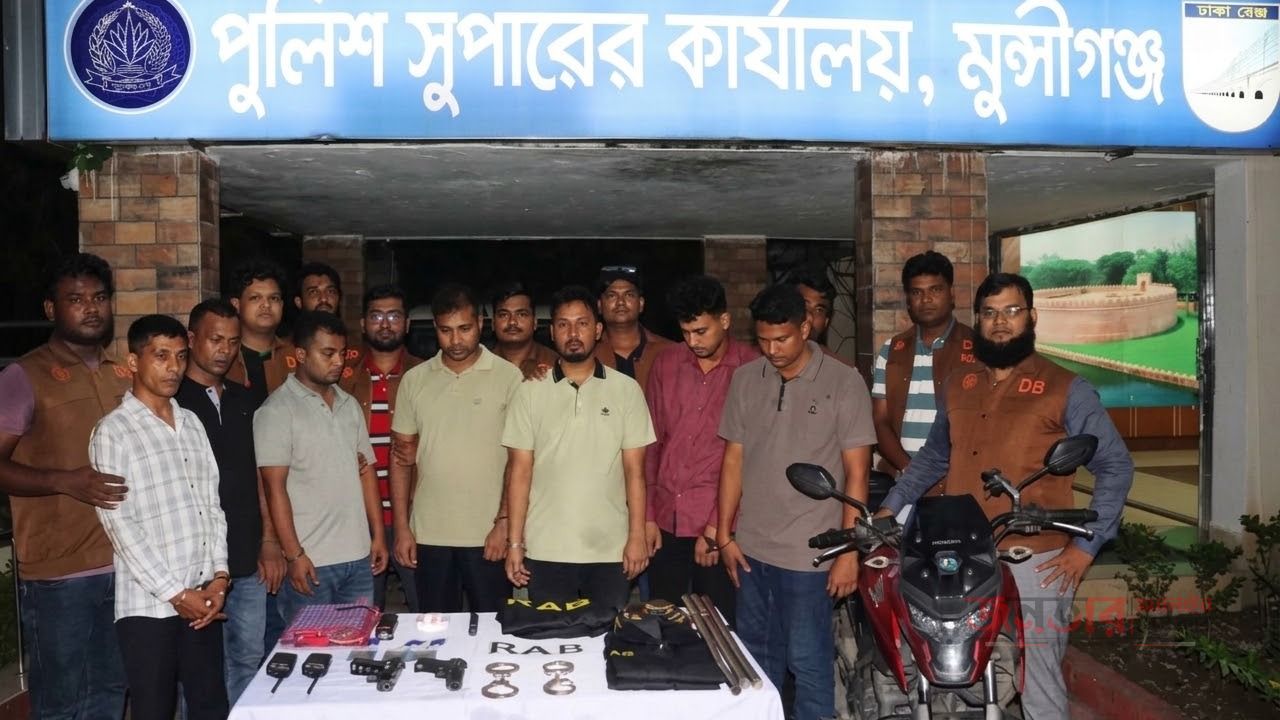শ্রীনগরে আইনশৃঙ্খলা বাহিনীর পরিচয়ে ডাকাতির প্রস্তুতি: ৭ জন গ্রেপ্তার