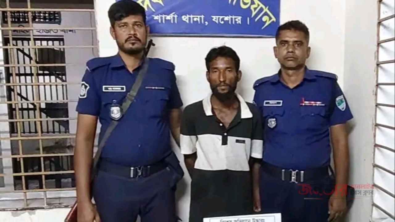 শার্শায় ১২ পিস ইয়াবাসহ যুবক গ্রেপ্তার